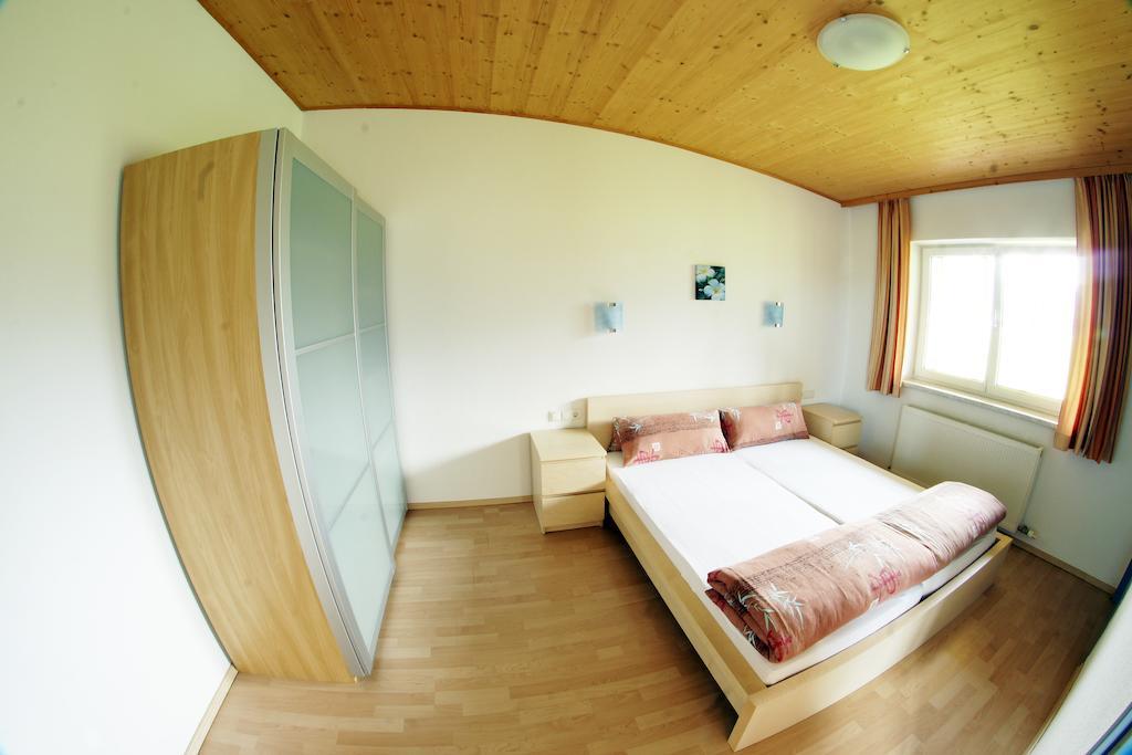 Apartments Bauernhof Dismasn Hof Längenfeld Habitación foto